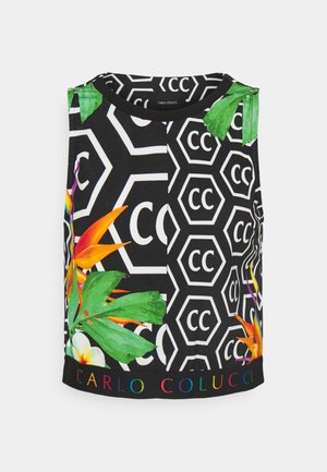 Haut sans manches en tissu noir avec des motifs hexagonaux et des imprimés floraux colorés. Agrémenté d'un texte multicolore en bas.