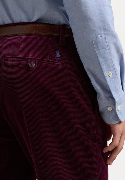 Polo Ralph Lauren STRETCH STRAIGHT FIT CORDUROY TROUSER - Broek - ruby