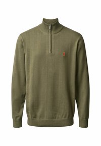 Suéter de manga larga color verde oliva con puños y dobladillo acanalados, cuello con cremallera de cuarto, y pequeño logotipo bordado en naranja en el pecho.