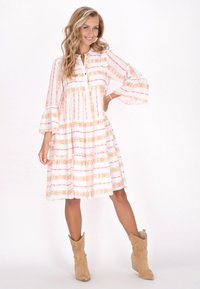 IZIA LONGSLEEVE - Rochie tip cămașă - orange