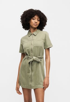ONLY ONLSILLA BELT SHORT DRESS - Robe en jean - oil green