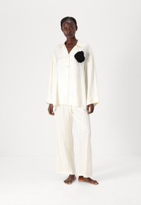 Sleeper THE ROSE OVERSIZED  - Pyžamová sada - cream