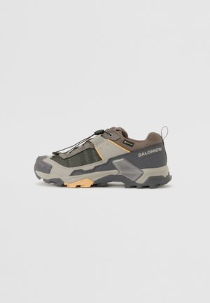 X ULTRA 5 GTX - Trekingové boty - plum kitten/nine iron/soft clay