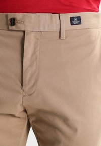 Tommy Hilfiger Housut - tan