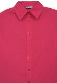 Camicia button-up rosa brillante con collare appuntito e etichetta del marchio visibile all'interno del collo, taglia S.