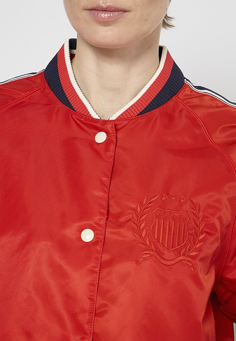 Leichte Jacke