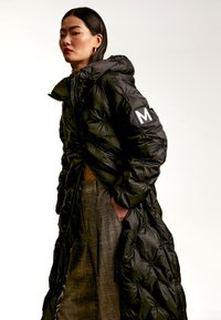 LOLA CASADEMUNT Zimski kaput - black