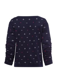 Marineblaues Langarmshirt mit weißen Ankern, Vögeln und roten Herzen, die überall aufgedruckt sind. Mit weitem Ausschnitt und gerafften Ärmeln.