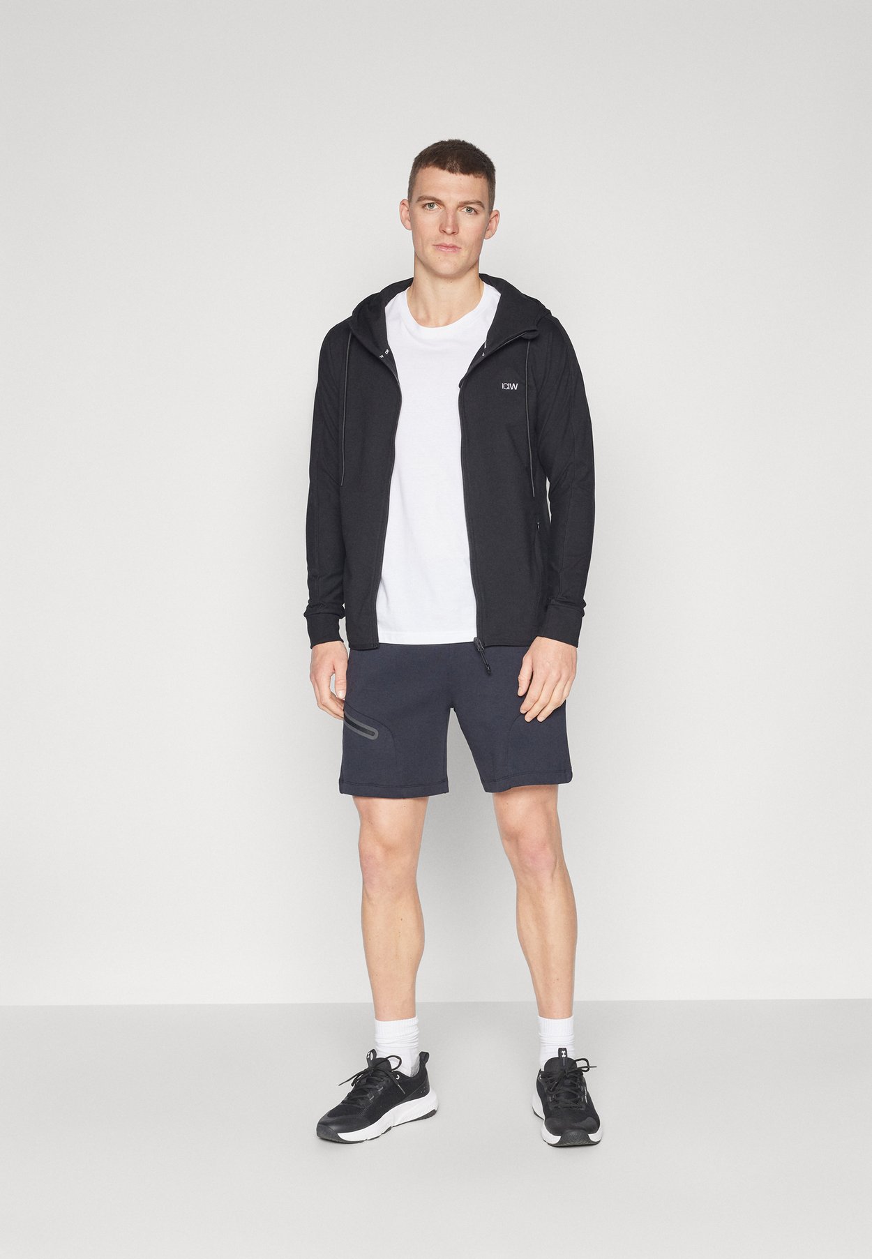 ACTIVITY HOODIE MEN
