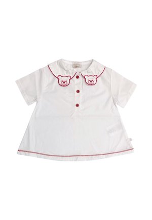 Maglietta bianca a maniche corte per neonati, con rifiniture rosse, tre bottoni rossi e facce di orsetto ricamate sul colletto.