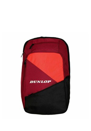 Rugzak met vakken met ritssluiting in rode, oranje en zwarte kleurvlakken, met het "DUNLOP"-logo op het voorvak.
