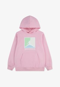 Neselectat, medium soft pink