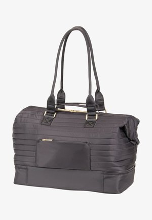 Schwarze gesteppte Reisetasche mit zwei Griffen, vorderer Reißverschlusstasche und goldfarbenen Reißverschlussdetails, entworfen zum Tragen und Verstauen.