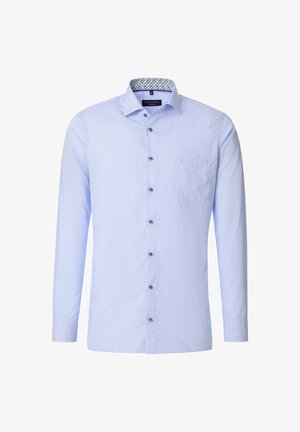 Hellblaues Langarmhemd mit gestreifter Textur, Knopfverschluss, einer Brusttasche und einem gemusterten Innenkragen.