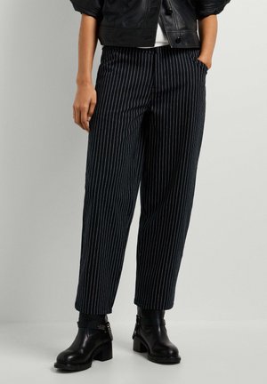 Pepe Jeans, LEANNE PANT - Stoffhose - black