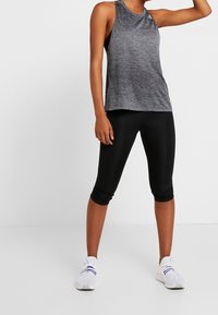 Reebok Sportovní tričko - grey