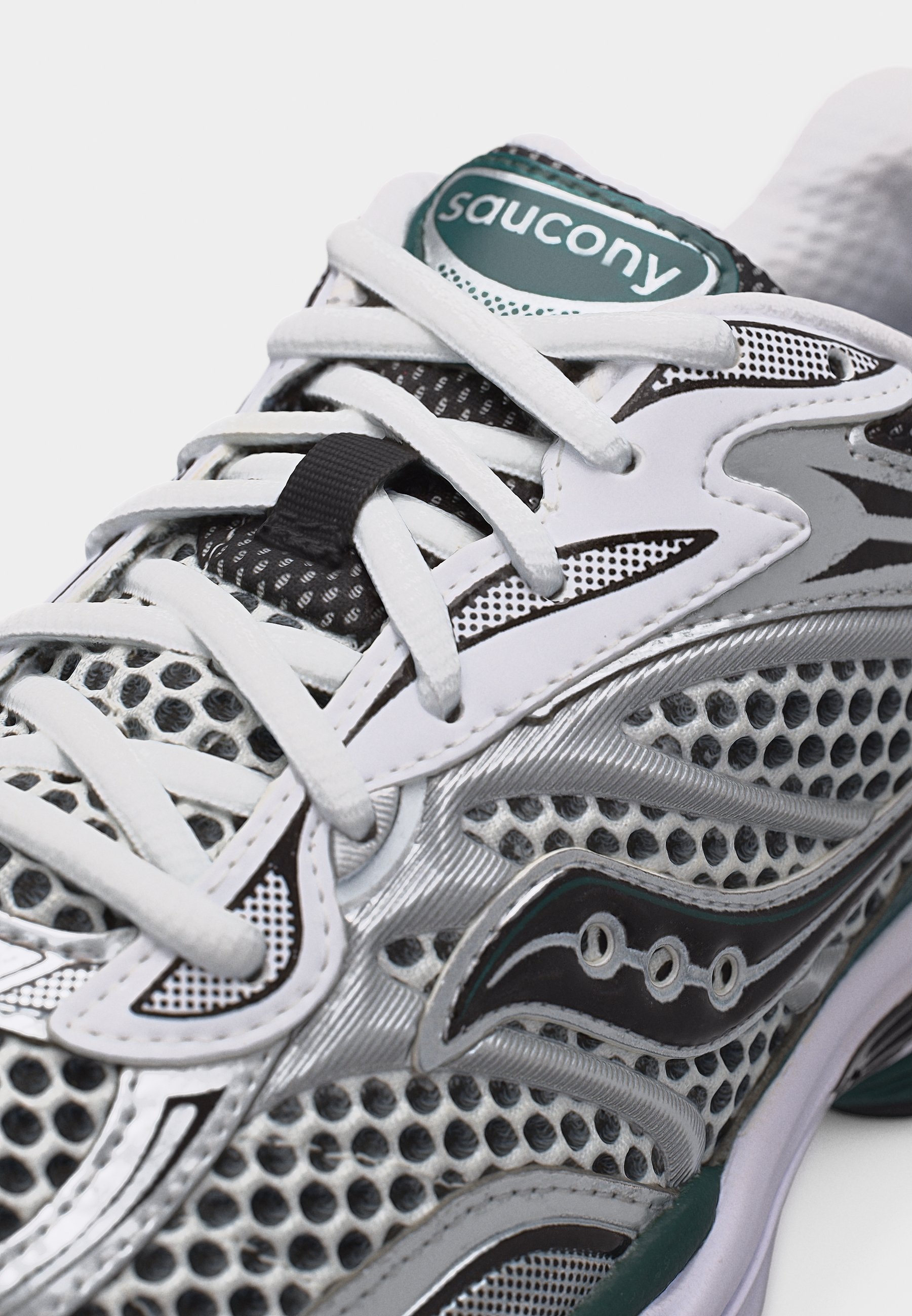 zalando sneaker release