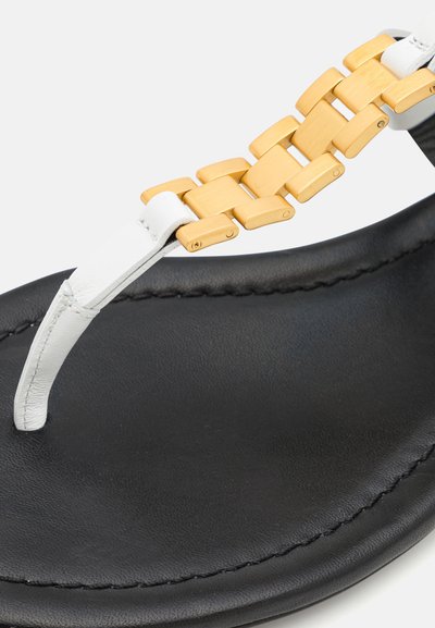 Victoria Beckham THONG - Sandalai su T formos dirželiu - white