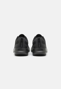 Skechers Performance GO WALK 7 LECE UP - Chaussures de course - black