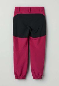 Vaateripustusega fliisvoodriga püksid roosa ja musta värviga. Omab elastset vööd ja elastseid pahklu ülesandeid. Sobib välitegevusteks.