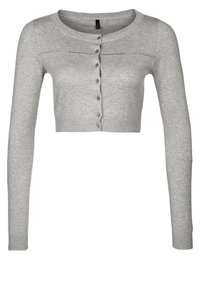 Grå kortärmad cardigan med lång ärm, rund halsringning och knäppning. Textilerad tyg med sömdetaljer nedanför halsringning.