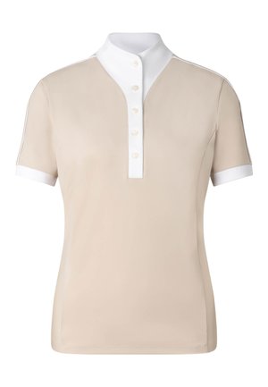 Beige kortærmet polo med hvid knappet slå-om-lukning, hvid opretstående krave og hvide ærmekanter.