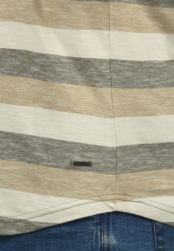 SDWHICCO - Top - dusty olive4