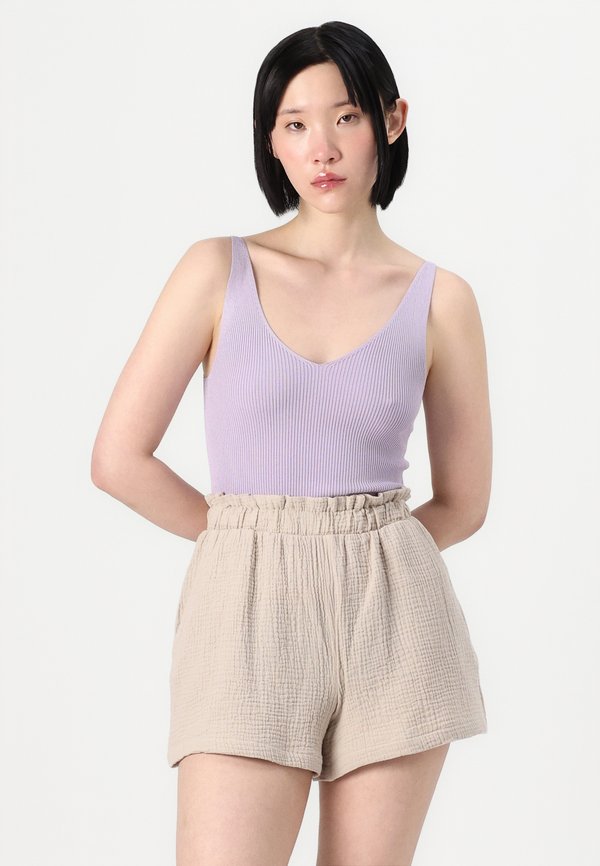 VMNATALI - Shorts - silver lining3