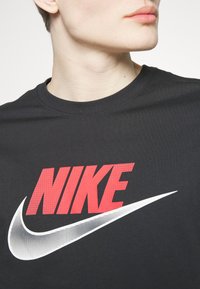 Nike Sportswear T-shirt med print - black
