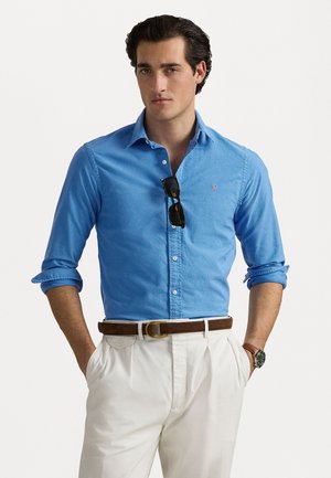SLIM FIT GARMENT-DYED OXFORD SHIRT - Button down-skjorte - blue orbit
