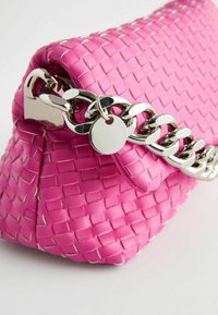Next REGULAR FIT - Delninukė - hot pink