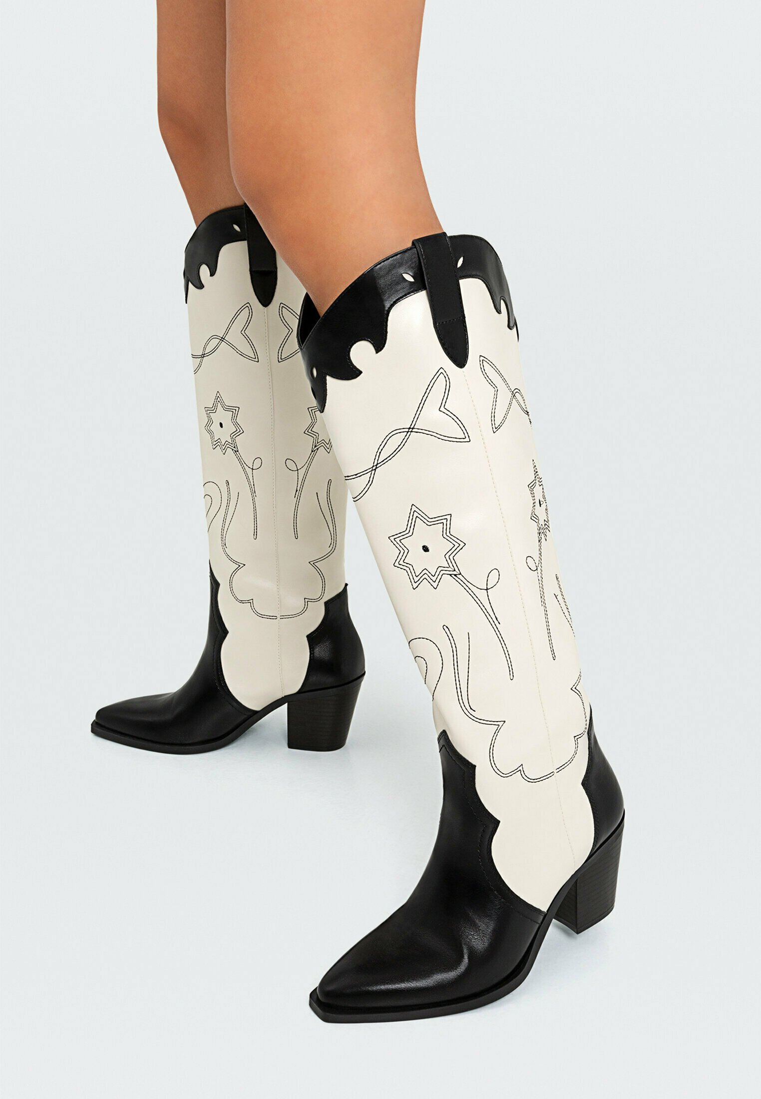 Stradivarius Cowboy/Biker boots - white - Zalando.de