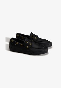 Επιλέχθηκε, leather black
