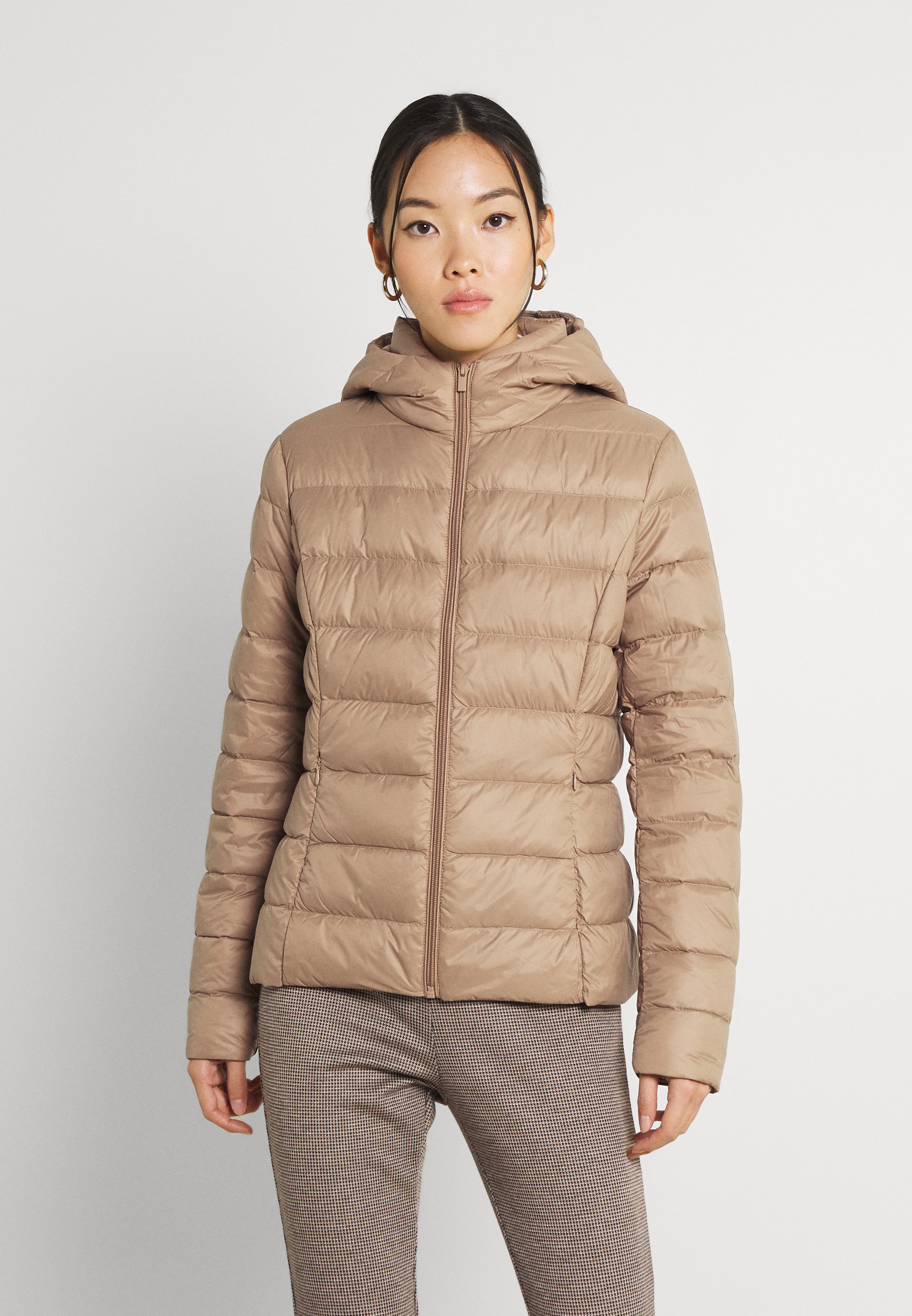 vimanya light down long jacket