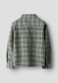 Grønn rutete skjorte med krage, lange ermer og knappemansjetter. Stoffet har en strukturert finish med et rutete mønster i forskjellige nyanser.