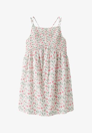 Blumenkleid mit verstellbaren Trägern, das über ein gerafftes Oberteil, weißen Stoff und ein Muster aus rosa Blumen und grünen Blättern verfügt.