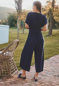 Next PLISSE SHORT SLEEVE - REGULAR FI - Kezeslábas - navy blue