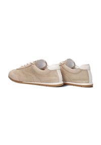 Unisa LAGE SNEAKERS DARA - Sneaker low - platino chalk honey sole