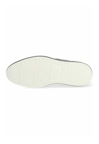 Suela de zapato de goma blanca con patrón de agarre texturizado, que presenta secciones rectangulares y la marca "IGI&GO Made in Italy" estampada cerca del talón.
