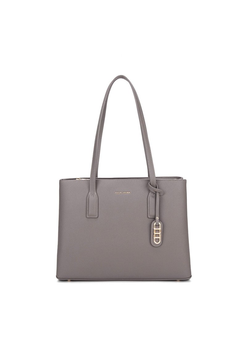 Sac fourre-tout synthétique gris avec deux poignées, une fermeture éclair et un accent porte-clés décoratif. Fini texturé et détail discret du logo de la marque.