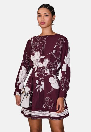 Next, TALL FIT - LONG SLEEVE WAISTED MINI  - Denné šaty - plum purple floral print