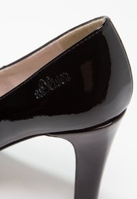 s.Oliver High heels - black