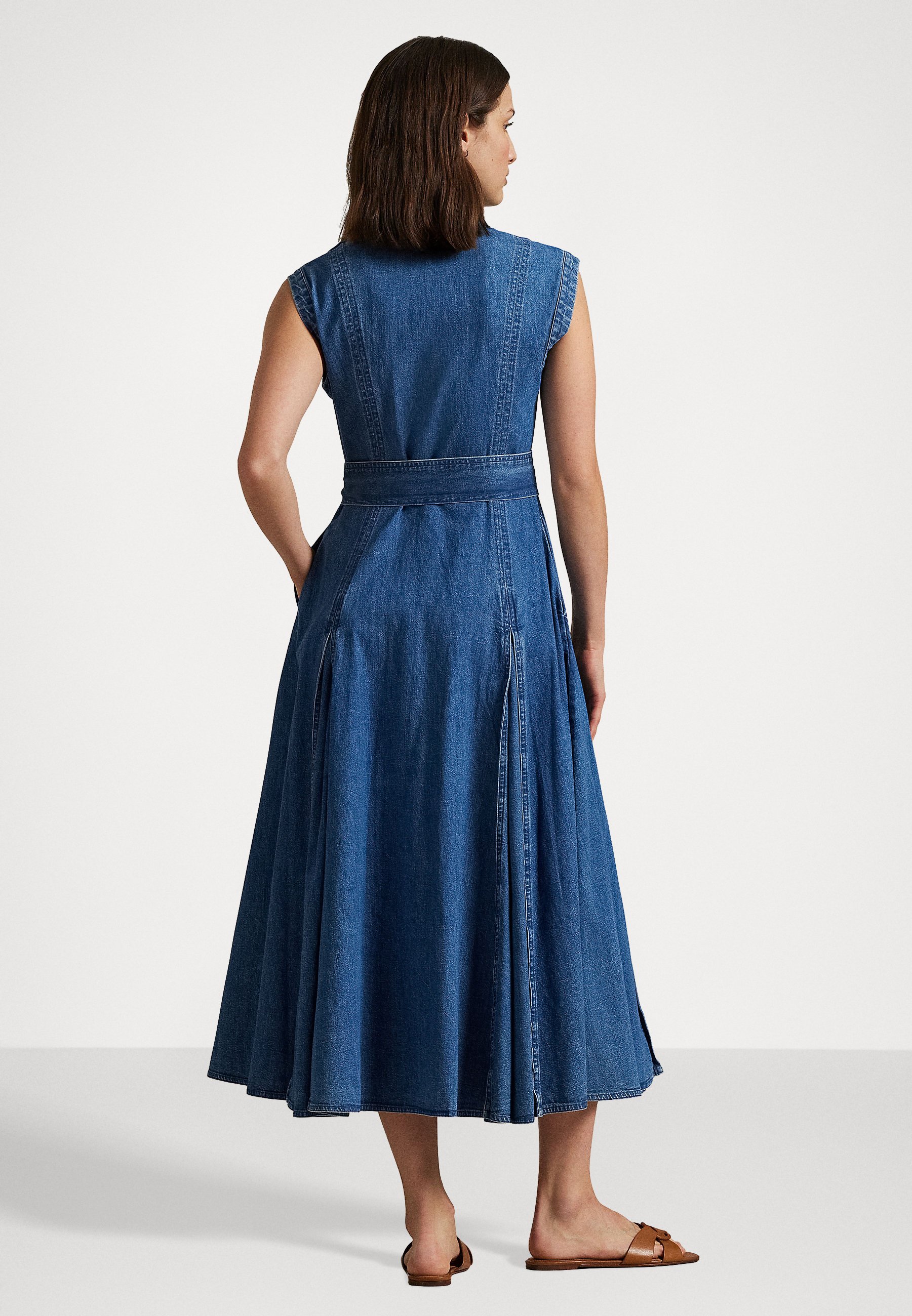 ★関税送料無料 Belted Denim Sleeveless A-Line Dress Belted Denim Sleeveless A-Line Dress