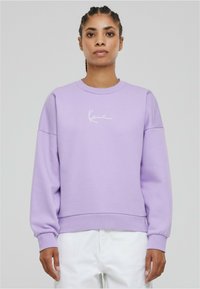 Karl Kani SMALL SIGNATURE ESSENTIAL CREW - Mikina - lilac