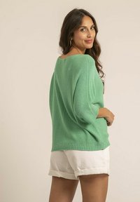 Dona x Lisa Pullover - vert