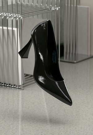 DEBUTANTE - Tacones - black