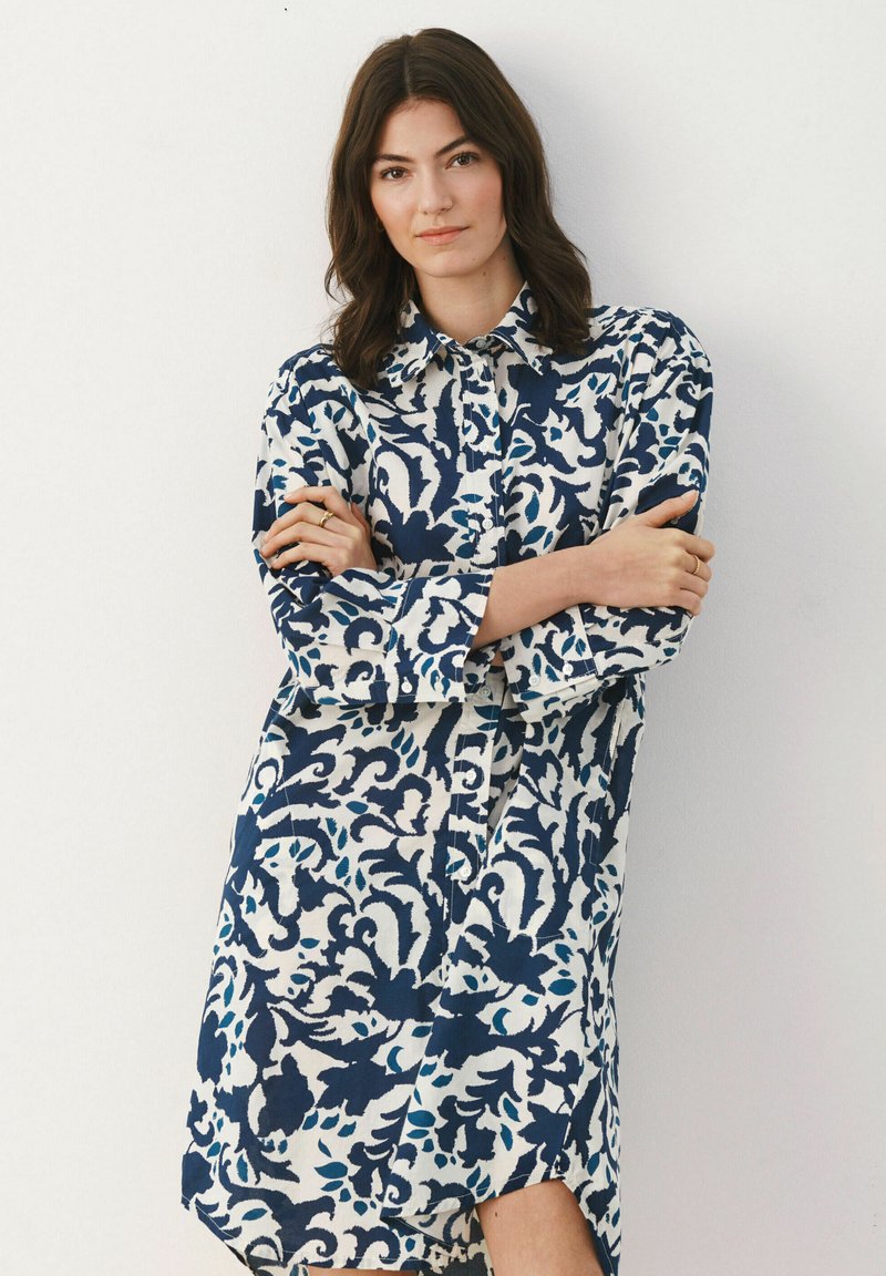 Part Two BRYNHILDPW DR Robe chemise midnight navy ornament/bleu