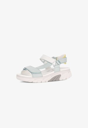 Lichtblauwe en witte sandalen met open tenen, verstelbare bandjes en een dikke, gevoerde zool, ontworpen voor comfort en casual gebruik.