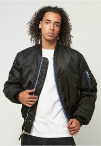 Bombera - black