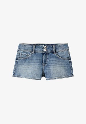 Short en jean bleu avec double boutonnière devant, passants pour ceinture, poches avant et poche monnaie, présenté sur fond blanc.